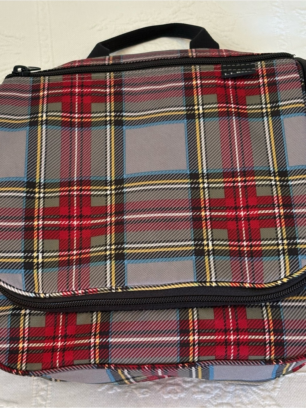 L.L. Bean Personal Organizer Hanging Toiletry Bag Red/Gray Plaid Medium